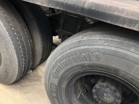 240แรงนางฟ้ามี6คัน 10ล้อหัวลาก 2เพลาเกียร์ฟุลเลอร์ รถสภาพดีทุกคัน ของบริษัทโค๊กหาดใหญ่