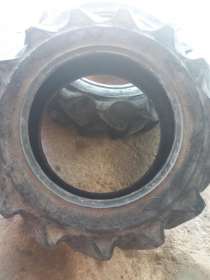 ขายยางOTANI ขอบ12.4-24  ราคา 7,500 บาท  สนใจสอบถาม 084-9997463