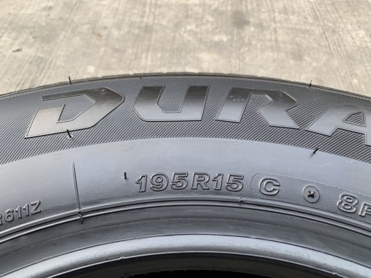 ยางใหม่ป้ายแดง 195-15 Bridgestone ปี 19 ตุ่มเป้งๆ เส้นสีชัด ยางใหม่ป้ายแดง 195-15 Bridgestone ปี 19 ตุ่มเป้งๆ เส้นสีชัด