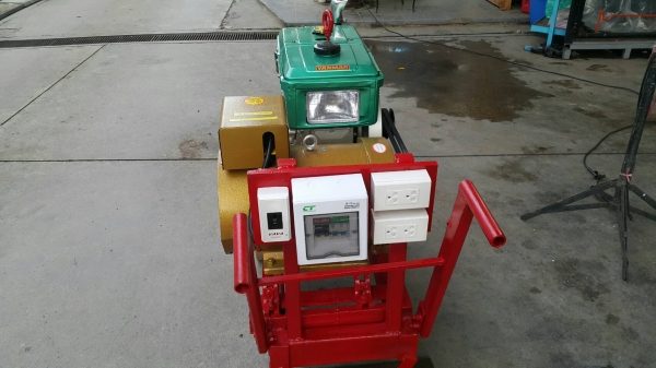 เครื่องปั่นไฟประดอบใหม่เอี่ยม ใช้งานได้หลากหลาย