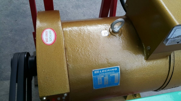 เครื่องปั่นไฟประดอบใหม่เอี่ยม ใช้งานได้หลากหลาย