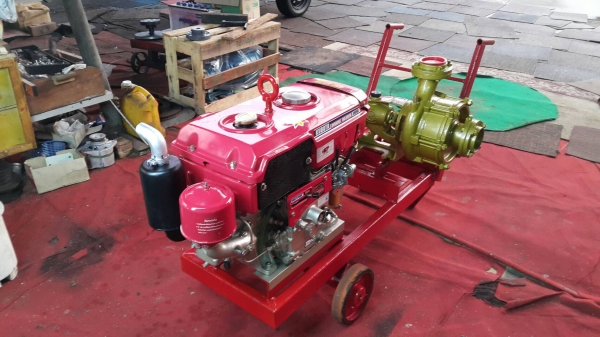 เครื่องสูบนํ้าประกอบใหม่ เครื่อง KUBOTA ER- 9.5 แรง+หอยโข่งมังกรทองใหม่เอี่ยม  2 ใบพัดแรงดันสูงส่งได้ไกล