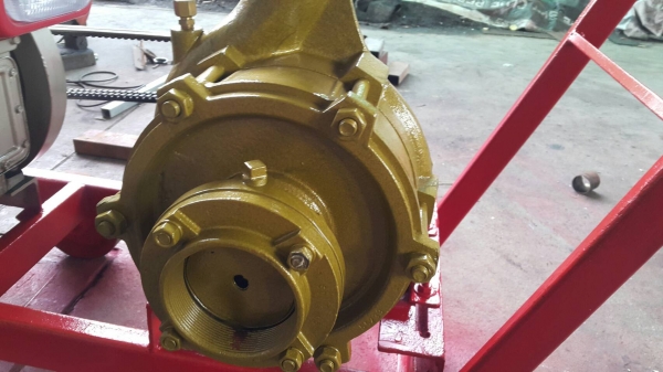 เครื่องสูบนํ้าประกอบใหม่ เครื่อง KUBOTA ER- 9.5 แรง+หอยโข่งมังกรทองใหม่เอี่ยม  2 ใบพัดแรงดันสูงส่งได้ไกล