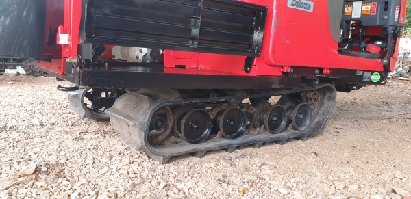 รถเกี่ยวข้าว 2 แถวนั่งขับ พร้อมใช้งาน