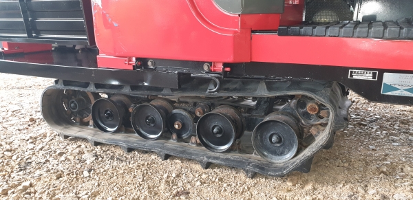 รถเกี่ยวข้าว 2 แถวนั่งขับ พร้อมใช้งาน