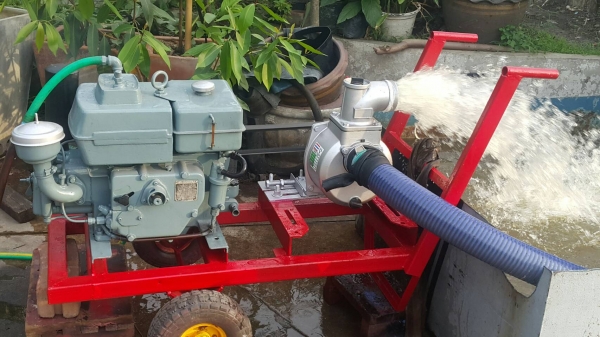 ขายเครื่องสูบนํ้าประกอบใหม่ เครื่องยนต์ คูโบต้า 8  แรงม้า