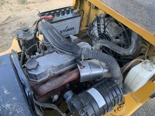 รถยก มิสซูมิสชิ fd15 ไม่เคยใช้ในไทย เครื่องดีเซล ยางใหม่4เส้น ยกสูง3เมตร เกียออโต้ โทร 086-1602189