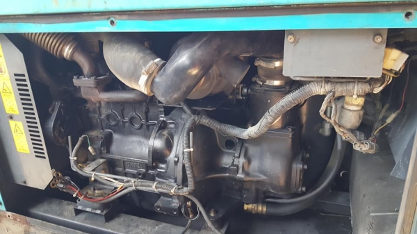 SALE* FROM JAPAN สินค้าเพิ่งนำเข้า จากญี่ปุ่นโดยตรง*เครื่องปั๊มลม แบบเครื่องยนต์ดีเซล *AIRMAN PDS70S สินค้าเก่านอก