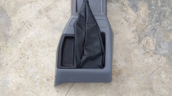 คอนโซลกลางisuzu mu สวิตซ์ปรับกระจก ครอบเกียดราก้อน ใส่ tfr vega cameo 2500 บาท คอนโซลกลางisuzu mu สวิตซ์ปรับกระจก ครอบเกียดราก้อน ใส่ tfr vega cameo 2500 บาท