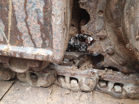 ขาย KoMATSU PC200-7 สภาพสวยพร้อมใช้ เอกสารเล่มทะเบียน ราคา780,000บาท ติดต่อคุณอ๊อฟ พิจิตร 091-881-5504 ขาย KoMATSU PC200-7 สภาพสวยพร้อมใช้ เอกสารเล่มทะเบียน ราคา780,000บาท ติดต่อคุณอ๊อฟ พิจิตร 091-881-5504