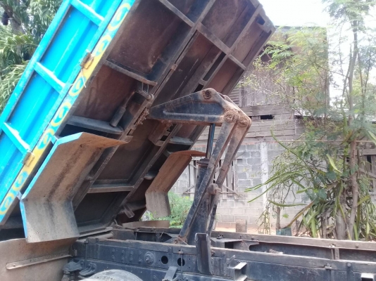 ขายรถ ดั้ม ISUZU 195 แรง