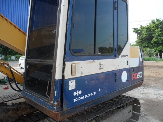 PC60-6 KOMATSU รถใช้มาแค่ 7,XXX ชั่วโมง ราคา680,000บาท คอลโทรนสั้น แอร์เย็น ช่วงล่างเต็ม สนใจโทรหาที่เบอร์ 081-989-1989 หรั่งครับ