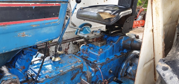 ขายรถไถ FORD 6600 พร้อมดันหน้า +ผาน 7 ทะเบียนพร้อมโอน ราคา 295,000 สนใจโทรสอบถามได้ครับ **ขนส่งฟรี 300 กม.แรก #สามย่านแทรคเตอร์ อ.แกลง ระยอง โทร/ไลน์ 0897489639 ,0899347475