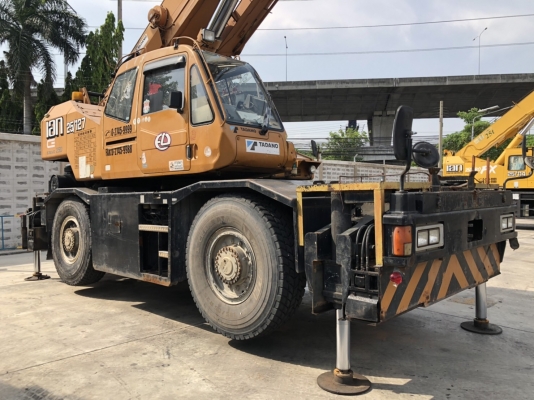 ขายเครนสี่ล้อทาดาโน่ 25ตัน พร้อมใช้งานราคา 2,700,000