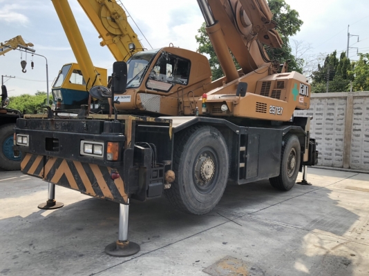 ขายเครนสี่ล้อทาดาโน่ 25ตัน พร้อมใช้งานราคา 2,700,000