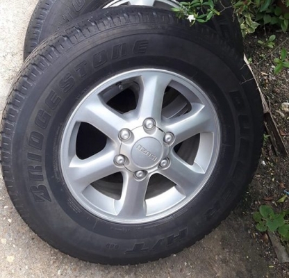 ขอบ16+ยางปี12ชุดละ3,800บ.(รวมส่ง)