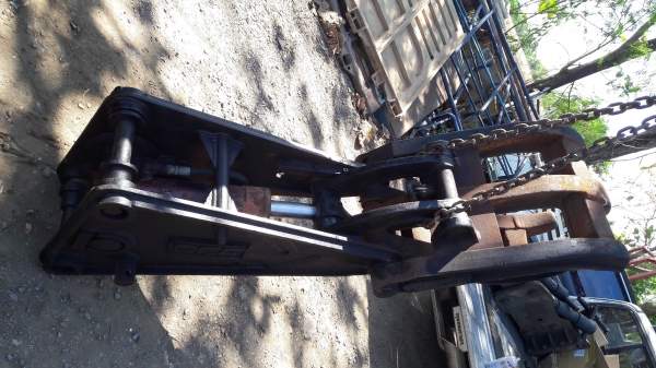 ขายคีบ เก่านอก 084-5424150