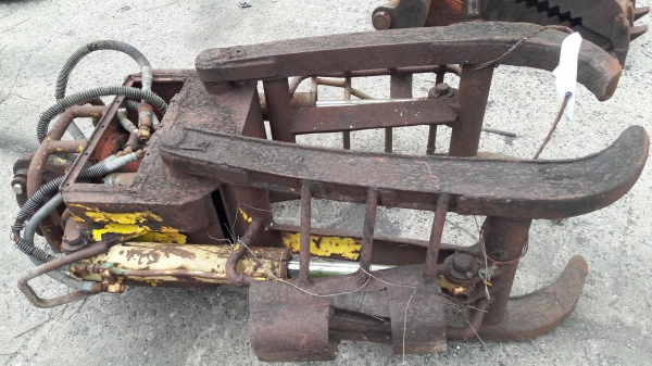 ขายคีบ เก่านอก 30000 บ.    084-5424150