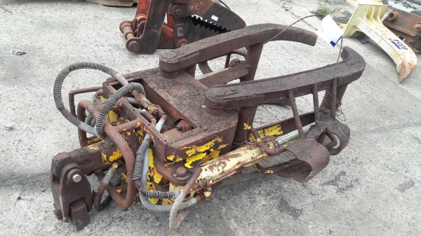 ขายคีบ เก่านอก 30000 บ.    084-5424150