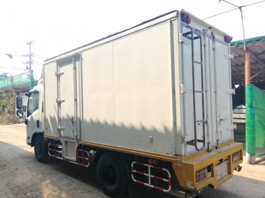 6 ล้อกลาง *EURO3* ISUZU NMR 130 แรงม้า คอมมอนเรว ยาว 4.30 ม. รถสวยเดิมทั้งคัน+สภาพพร้อมใช้งาน รถห้าง 6 ล้อกลาง *EURO3* ISUZU NMR 130 แรงม้า คอมมอนเรว ยาว 4.30 ม. รถสวยเดิมทั้งคัน+สภาพพร้อมใช้งาน รถห้าง