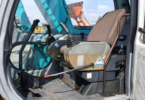 SK60-5 มารค์ไฟว์แถมหัวเจาะ KOBELCO (รถนอก นำเข้า ขายถูก)@620,000บาท (เทียบเท่าPC60) เครื่อง4สูบ4JB เครื่องดีปั่มแรง ไฟฟ้าครบ รถนอกเพิ่งนำเข้ามาใหม่ ยังไม่เคยใช้งานในเมืองไทย คอนโทรลน้ำมัน ปั้มนี้ว เครื่องดีปั้มเเรงเร็วแรงไม่โหลดพร้อมใช้ บูมอาร์มสวย ช่วงล่ SK60-5 มารค์ไฟว์แถมหัวเจาะ KOBELCO (รถนอก นำเข้า ขายถูก)@620,000บาท (เทียบเท่าPC60) เครื่อง4สูบ4JB เครื่องดีปั่มแรง ไฟฟ้าครบ รถนอกเพิ่งนำเข้ามาใหม่ ยังไม่เคยใช้งานในเมืองไทย คอนโทรลน้ำมัน ปั้มนี้ว เครื่องดีปั้มเเรงเร็วแรงไม่โหลดพร้อมใช้ บูมอาร์มสวย ช่วงล่