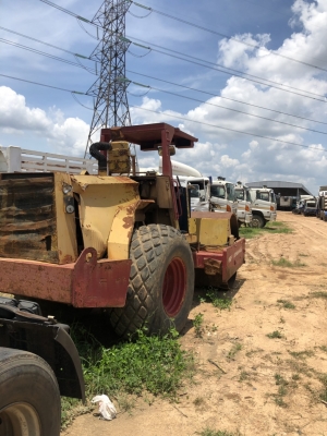 ขายรถบดสั่น DYNAPAC CA251 เพลาเดียว ขายรถบดสั่น DYNAPAC CA251 เพลาเดียว