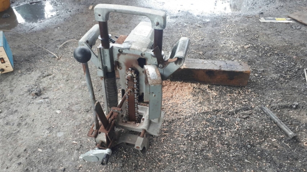 ขาย เครื่องเซาะร่องไม้ไฟฟ้า เซาะร่องโซ่ เก่าญี่ปุ่น ไฟ 110V พร้อมใช้ ราคา 7,500 บาท