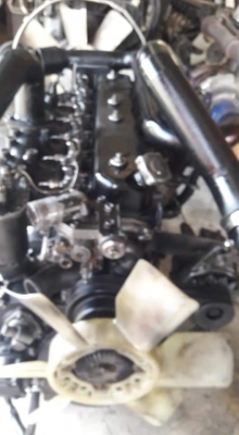 เครื่องยนต์อีซูสุ6BG1เทอร์โบ#210แรงม้า สวยดุ แรงจัดจ้านด้วยเทอร์โบยอดนิยมของมิตซูฯTD07--9 สวยติดนิ่มดีมากพร้อมใช้ครับ