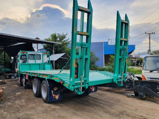 ขายรถบรรทุก12ล้อเทรลเลอร์ ISUZU GIGA320แรงม้าเครื่อง6SD1 เทอร์โบอินเตอร์ยางใหม่12เส้น