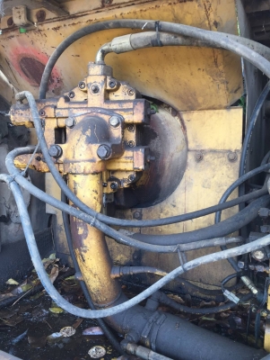 ขาย CAT 320 รถสวย พร้อมใช้งาน  ราคา  750,000 บาท
