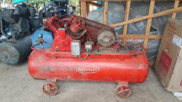 SALE*FROM JAPANเครื่องปั๊มลม HITACHI (NISSALCO), 3.7 KW. ,2 สูบ ,(ได้ทั้งไฟญี่ปุ่น*และ*ไฟโรงงาน 3สาย.380V.ไทย) SALE*FROM JAPANเครื่องปั๊มลม HITACHI (NISSALCO), 3.7 KW. ,2 สูบ ,(ได้ทั้งไฟญี่ปุ่น*และ*ไฟโรงงาน 3สาย.380V.ไทย)