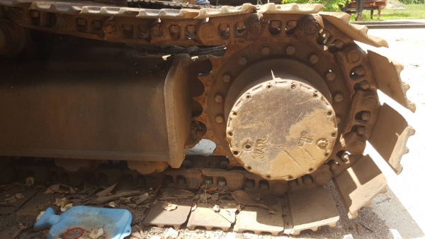 ขาย แบคโฮ KOBELCO 907D คอนโทรลยาว เครื่อง 6D15 เทอร์โบ ปั้ม K3V ช่วงล่างดี แต่ข้อโซ่ไม่สวย โรลเลอร์เต็ม รถพร้อมใช้งาน เอกสารใบซื้อขาย