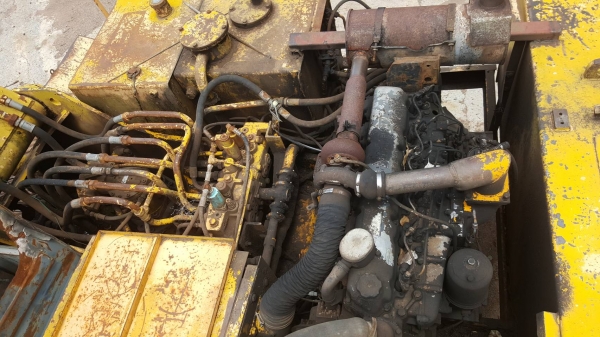 ขาย แบคโฮ KOBELCO 907D คอนโทรลยาว เครื่อง 6D15 เทอร์โบ ปั้ม K3V ช่วงล่างดี แต่ข้อโซ่ไม่สวย โรลเลอร์เต็ม รถพร้อมใช้งาน เอกสารใบซื้อขาย