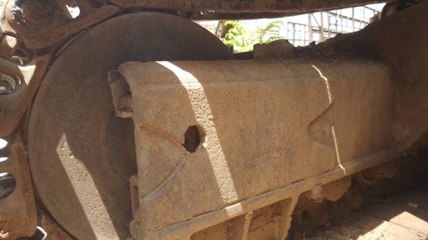 ขาย แบคโฮ KOBELCO 907D คอนโทรลยาว เครื่อง 6D15 เทอร์โบ ปั้ม K3V ช่วงล่างดี แต่ข้อโซ่ไม่สวย โรลเลอร์เต็ม รถพร้อมใช้งาน เอกสารใบซื้อขาย