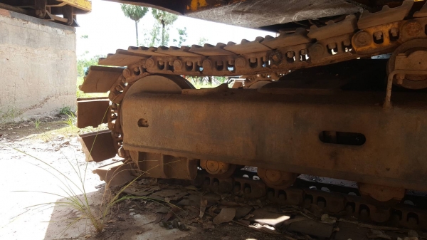 ขาย แบคโฮ KOBELCO 907D คอนโทรลยาว เครื่อง 6D15 เทอร์โบ ปั้ม K3V ช่วงล่างดี แต่ข้อโซ่ไม่สวย โรลเลอร์เต็ม รถพร้อมใช้งาน เอกสารใบซื้อขาย