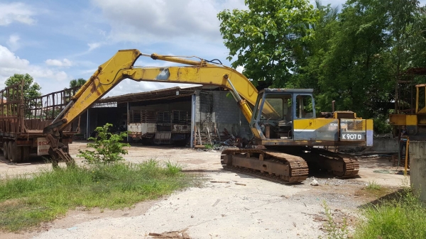 ขาย แบคโฮ KOBELCO 907D คอนโทรลยาว เครื่อง 6D15 เทอร์โบ ปั้ม K3V ช่วงล่างดี แต่ข้อโซ่ไม่สวย โรลเลอร์เต็ม รถพร้อมใช้งาน เอกสารใบซื้อขาย