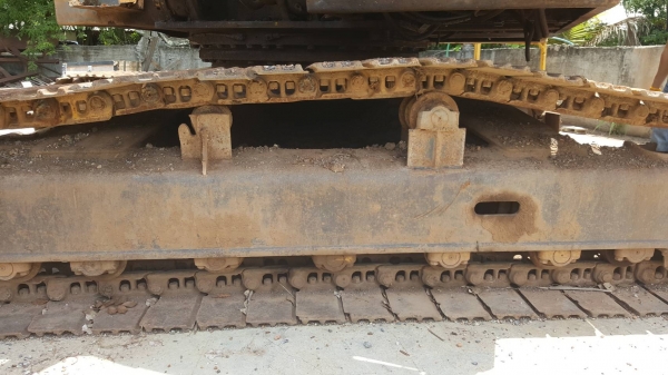 ขาย แบคโฮ KOBELCO 907D คอนโทรลยาว เครื่อง 6D15 เทอร์โบ ปั้ม K3V ช่วงล่างดี แต่ข้อโซ่ไม่สวย โรลเลอร์เต็ม รถพร้อมใช้งาน เอกสารใบซื้อขาย