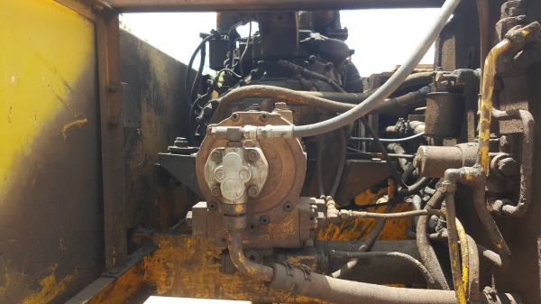 ขาย แบคโฮ KOBELCO 907D คอนโทรลยาว เครื่อง 6D15 เทอร์โบ ปั้ม K3V ช่วงล่างดี แต่ข้อโซ่ไม่สวย โรลเลอร์เต็ม รถพร้อมใช้งาน เอกสารใบซื้อขาย