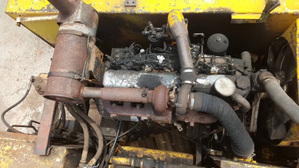 ขาย แบคโฮ KOBELCO 907D คอนโทรลยาว เครื่อง 6D15 เทอร์โบ ปั้ม K3V ช่วงล่างดี แต่ข้อโซ่ไม่สวย โรลเลอร์เต็ม รถพร้อมใช้งาน เอกสารใบซื้อขาย