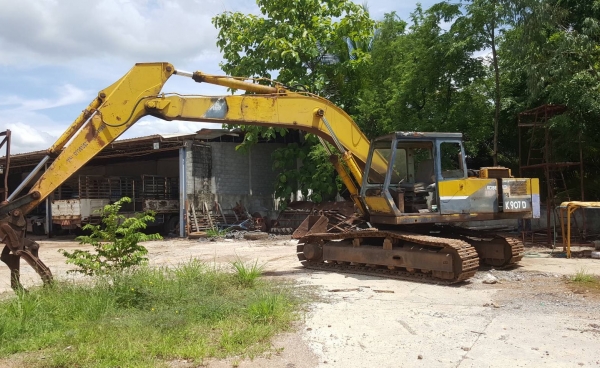ขาย แบคโฮ KOBELCO 907D คอนโทรลยาว เครื่อง 6D15 เทอร์โบ ปั้ม K3V ช่วงล่างดี แต่ข้อโซ่ไม่สวย โรลเลอร์เต็ม รถพร้อมใช้งาน เอกสารใบซื้อขาย