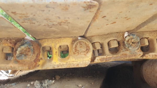 ขาย แบคโฮ KOBELCO 907D คอนโทรลยาว เครื่อง 6D15 เทอร์โบ ปั้ม K3V ช่วงล่างดี แต่ข้อโซ่ไม่สวย โรลเลอร์เต็ม รถพร้อมใช้งาน เอกสารใบซื้อขาย