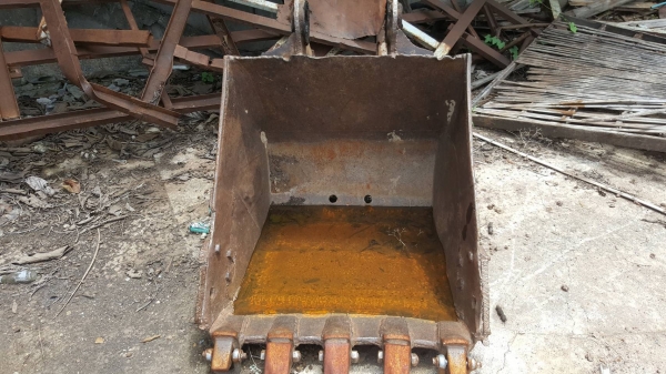 ขาย แบคโฮ KOBELCO 907D คอนโทรลยาว เครื่อง 6D15 เทอร์โบ ปั้ม K3V ช่วงล่างดี แต่ข้อโซ่ไม่สวย โรลเลอร์เต็ม รถพร้อมใช้งาน เอกสารใบซื้อขาย