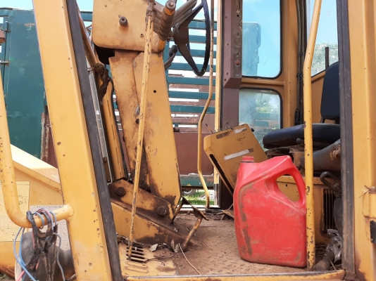 ขาย รถเกรด GALION 850 เอกสารใบซื้อขาย รถใช้งานได้ทุกระบบ เครื่องดี เกียร์ดี ยางเต็ม ราคาต่อรองได้ครับ ขาย รถเกรด GALION 850 เอกสารใบซื้อขาย รถใช้งานได้ทุกระบบ เครื่องดี เกียร์ดี ยางเต็ม ราคาต่อรองได้ครับ