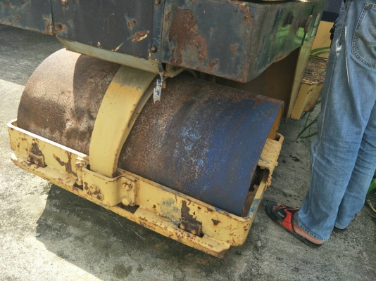 ขายรถบด KOMATSU JV28-1 เอกสารอินวอย ราคา 200000