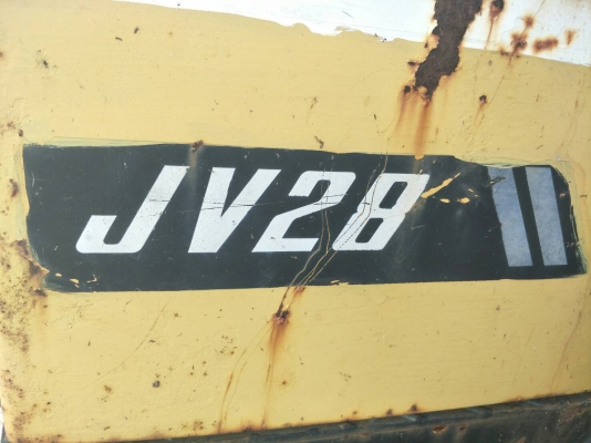 ขายรถบด KOMATSU JV28-1 เอกสารอินวอย ราคา 200000