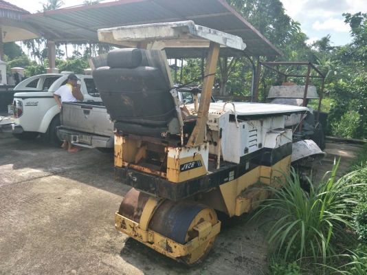 ขายรถบด KOMATSU JV28-1 เอกสารอินวอย ราคา 200000
