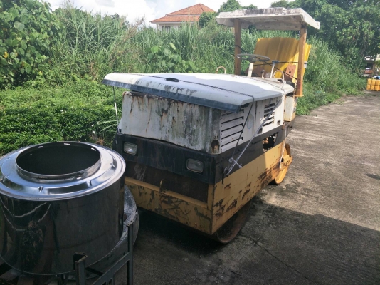ขายรถบด KOMATSU JV28-1 เอกสารอินวอย ราคา 200000