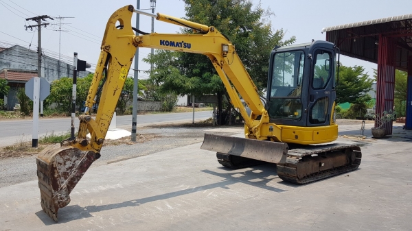 รถขุด Komatsu  PC50MR-2 เก่าญี่ปุ่น