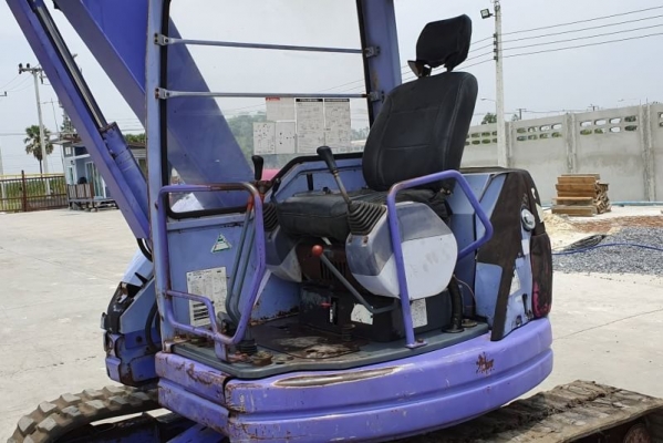 ขายด่วน375,000บาทรถเเบคโฮ โคมัสซู PC50U2รถนอกเพื่งนำเข้ามาใหม่สวยเดิมๆเคื่องดีปั่มแรงคอลโทลน้ำมันปั้มนิ้ว บูมอามร์สวยเร็วแรงไม่โหลด เครื่องโคมัสซู4สูบ 4D84ระบบดีครบรถยังไม่เคยใช้งานในไทยเลย