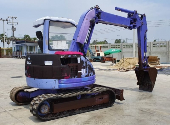 ขายด่วน375,000บาทรถเเบคโฮ โคมัสซู PC50U2รถนอกเพื่งนำเข้ามาใหม่สวยเดิมๆเคื่องดีปั่มแรงคอลโทลน้ำมันปั้มนิ้ว บูมอามร์สวยเร็วแรงไม่โหลด เครื่องโคมัสซู4สูบ 4D84ระบบดีครบรถยังไม่เคยใช้งานในไทยเลย